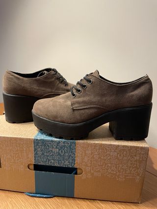 Zapatos marrones plataforma tacón talla 37