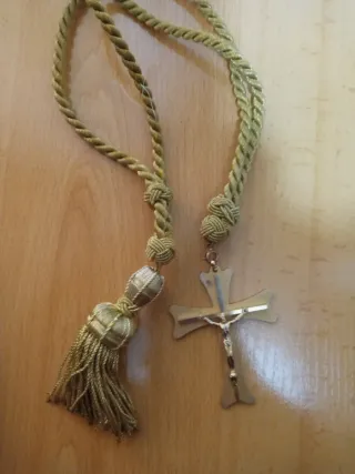 Librito Primera Comunión y Colgante Cruz