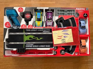 Scalextric Tuning Series C2 con luces y pegatinas