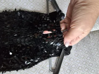 Top lentejuelas negro