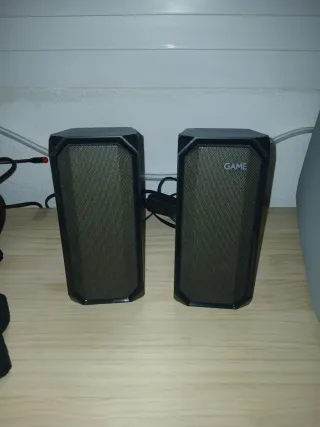 Altavoces GAME RGB Negros