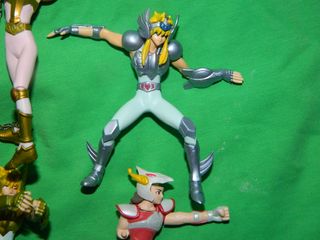 Lote Gashapon Caballeros del Zodiaco Bronce