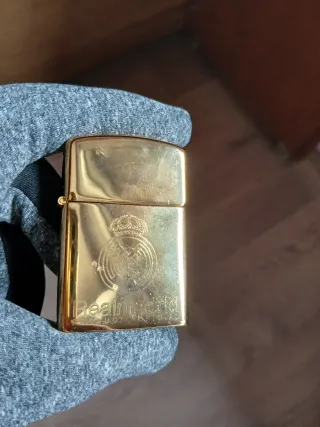URGE VENTA! Mechero Real Madrid Bañado en Oro