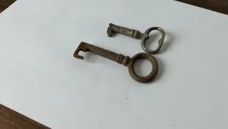 Lote 2 llaves antiguas grandes