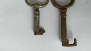 Lote 2 llaves antiguas grandes