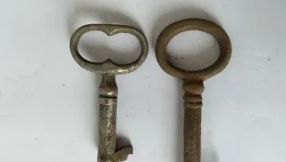 Lote 2 llaves antiguas grandes