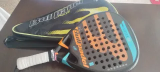Pala de pádel Bullpadel Vertex 02
