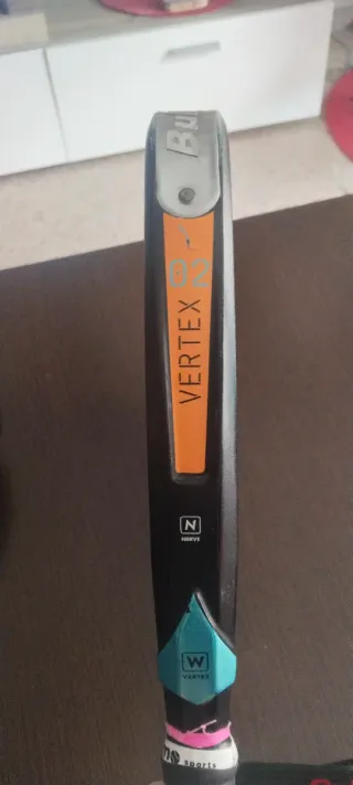 Pala de pádel Bullpadel Vertex 02