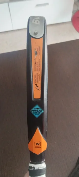 Pala de pádel Bullpadel Vertex 02