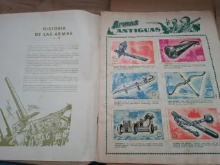 Álbum cromos Historia de las Armas casi completo