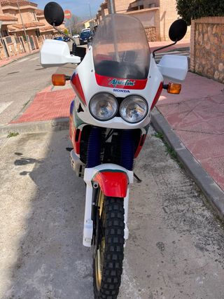 Honda Africa Twin 750