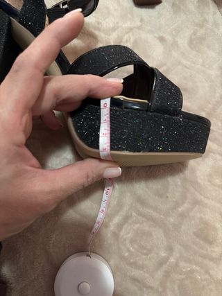 Zapatos de tacón con plataforma y brillos