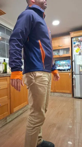 Chaqueta Montaña Hombre Quechua Azul Naranja. L.