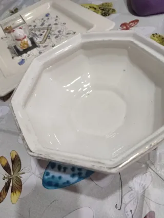 Zuppiera vintage cinese decorata