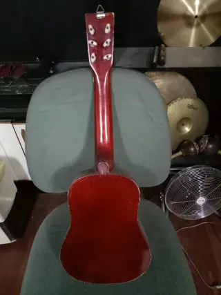 Guitarra Mini tipo Canario 6 cuerdas