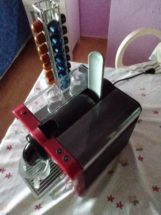 Cafetera DeLonghi Nespresso