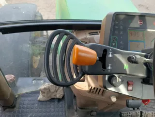 Tractor John Deere 7810