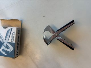 Grapadora Niceday Negra y extraegrapas Petrus