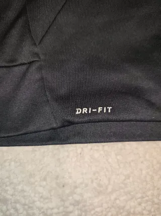 Sudadera Nike Dri-FIT Gris y Negra