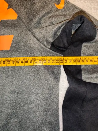 Sudadera Nike Dri-FIT Gris y Negra