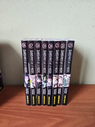 GUARDIANES DE LA NOCHE colección completa