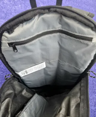 Mochila Quechua Negra Pequeña