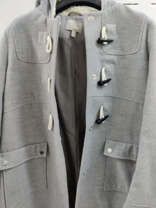 Abrigo premamá gris