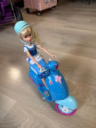 Princesa Cenicienta en Moto