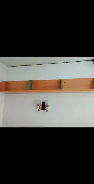 Estantería de madera