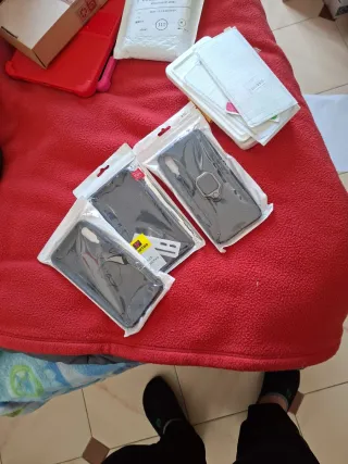 3 Fundas y 2 Protectores Samsung A70