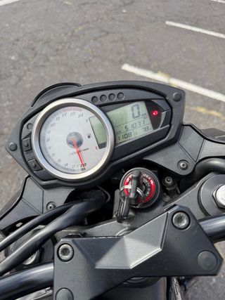 Kawasaki Z750 Naked Negra