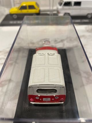 Furgoneta Siata 1/43 (600 furgoneta)