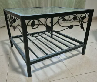 Mesa auxiliar de forja y cristal