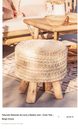 Silla de madera y ratán y taburete reposapies