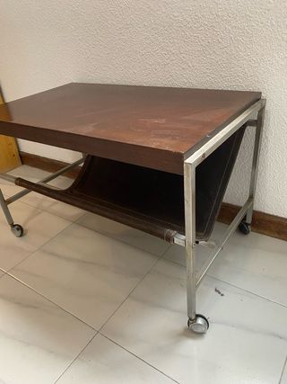 Mesa centro madera y metal con revistero