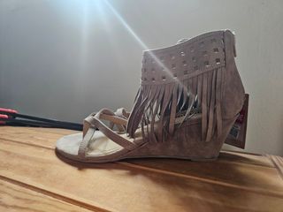 Sandalias cuña Mustang beige T.39 nuevas