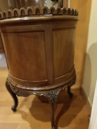 Original mesita auxiliar redonda antigua de madera