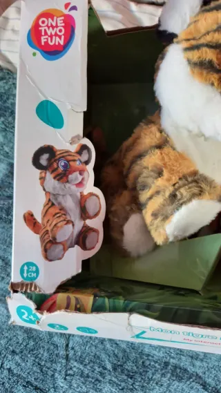Tigre interativo One Two Fun fofinho