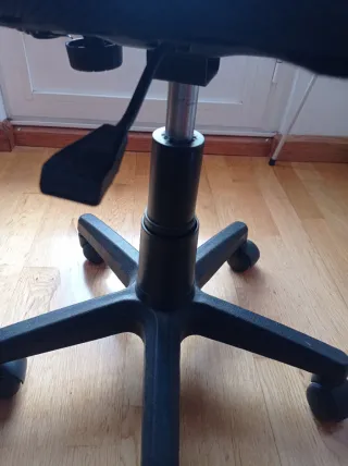 Silla de escritorio negra