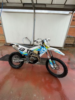 Husqvarna FE 250 4T Enduro