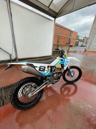 Husqvarna FE 250 4T Enduro