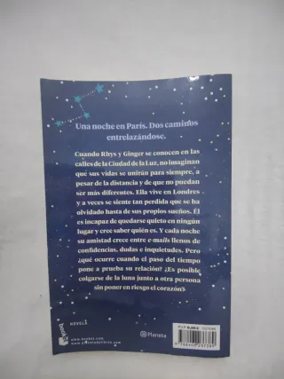 Nosotros en la luna: El libro más vendido del a...
