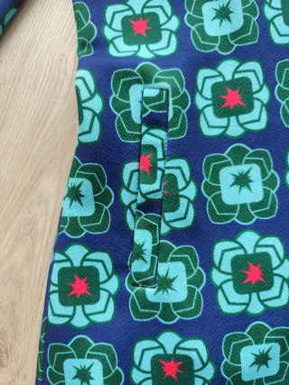 Vestido estampado floral azul y verde