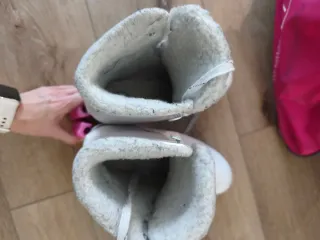 Patines de hielo Dr.Patín talla 4 + bolsa