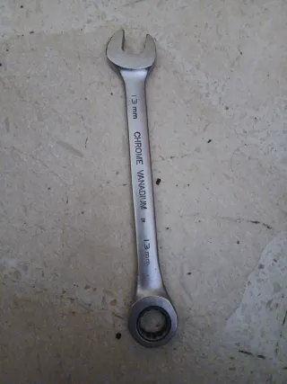 Llave Ratio 13mm con carraca