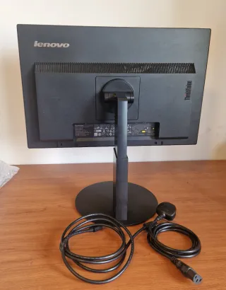 Monitor Lenovo negro T2254pC – para reparar