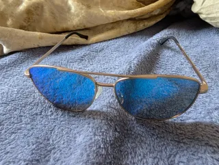Gafas de sol Hawkers doradas y azules