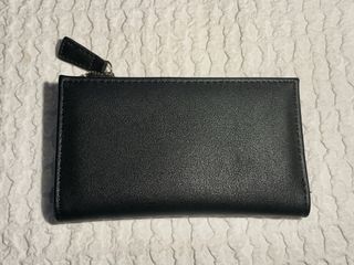 Monedero negro