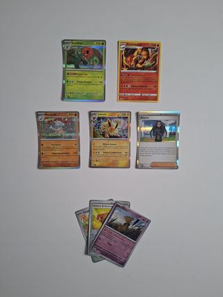 Mazzo 100+ carte Pokemon italiane tutte differenti