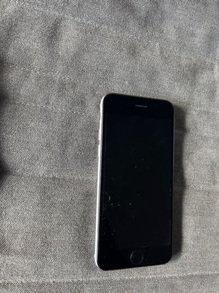 iPhone 6S Argento - Non funziona. Parti.